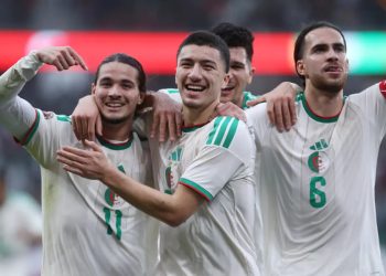 L'équipe de l'Algérie. Site officiel de la CAF