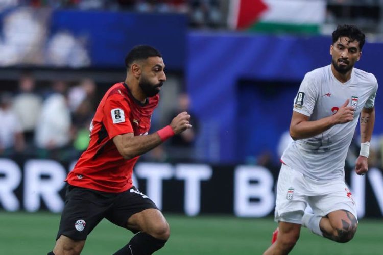 Mohamed Salah (à g.) face à l'Iran