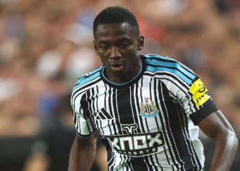 Bazoumana Touré. Site officiel de Newcastle United
