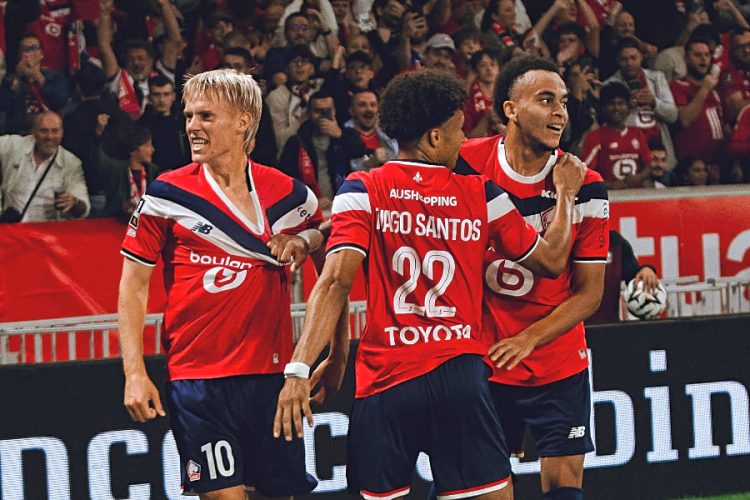 Les joueurs de Lille. Site officiel du LOSC