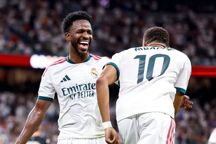 Vinicius Junior et Kylian Mbappé (10). Site officiel du Real Madrid