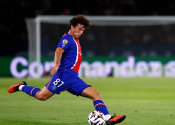 Joao Neves. Site officiel du PSG