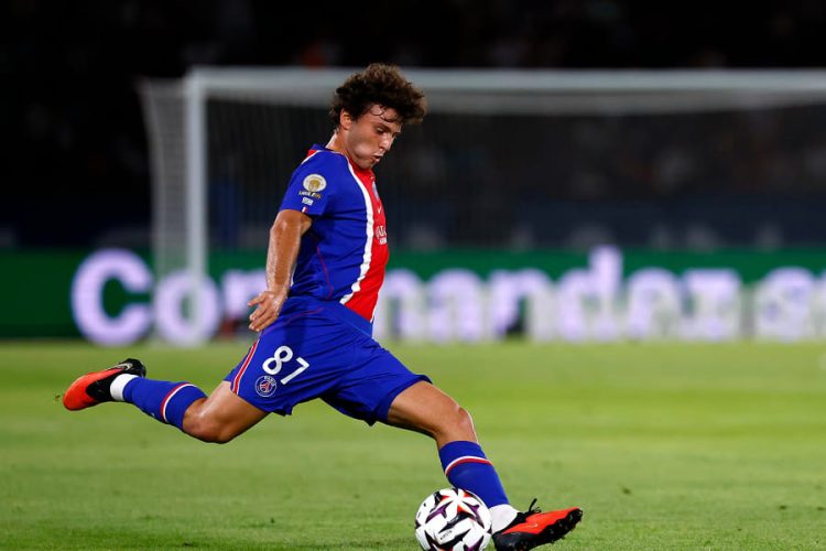 Joao Neves. Site officiel du PSG