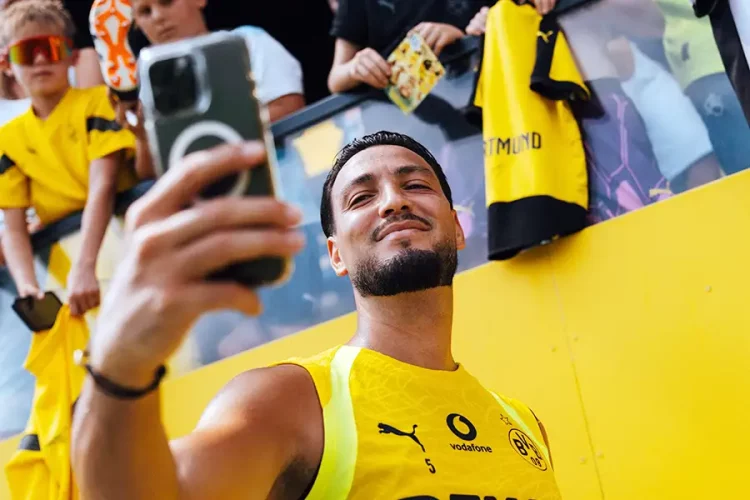 Ramy Bensebaïni