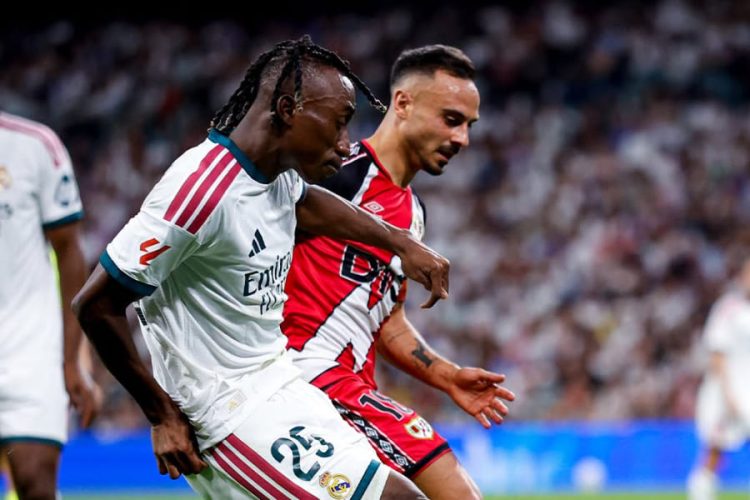 Yan Diomandé (25), ailier ivoirien du Real Madrid, face au Rayo Vallecano. Site officiel des Merengues