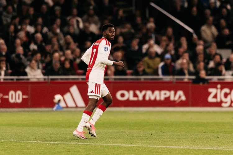 Simon Adingra. Site officiel de l'Ajax